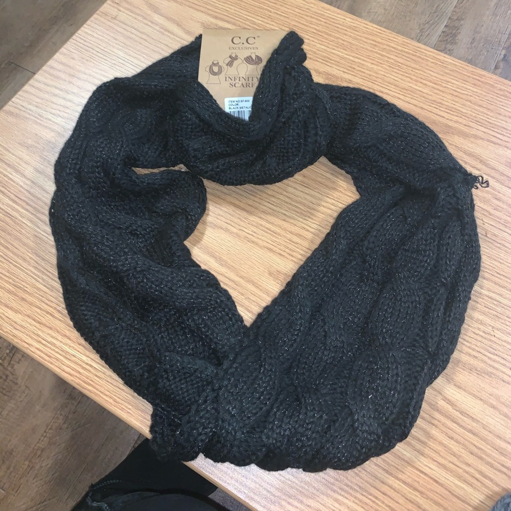 Infinity scarf